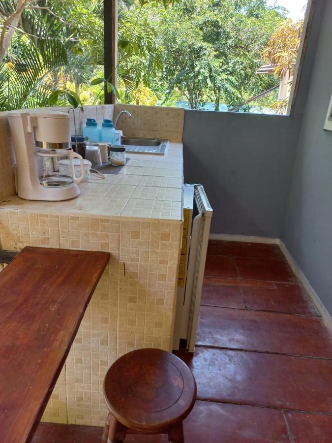 Bed and Breakfast Donde Familia Manito Paquera Exterior foto